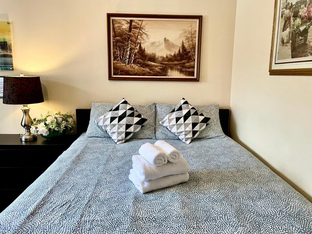 Perfect Home-Private Washrooms,Free Parking,High Speed Net Toronto Dış mekan fotoğraf