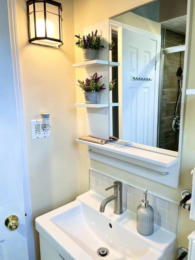 Perfect Home-Private Washrooms,Free Parking,High Speed Net Toronto Dış mekan fotoğraf