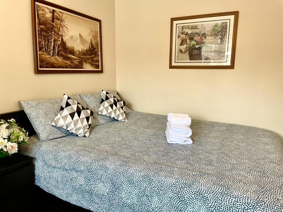 Perfect Home-Private Washrooms,Free Parking,High Speed Net Toronto Dış mekan fotoğraf