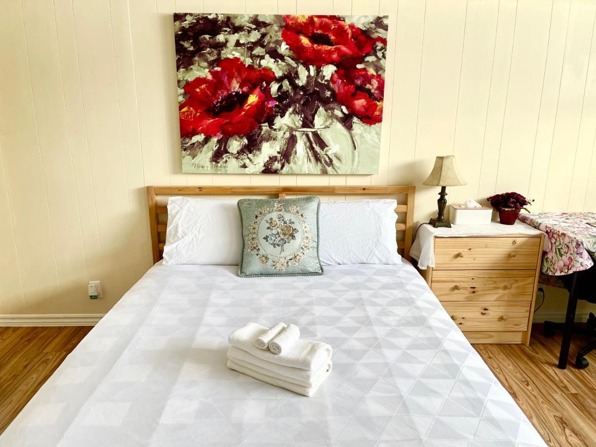 Perfect Home-Private Washrooms,Free Parking,High Speed Net Toronto Dış mekan fotoğraf